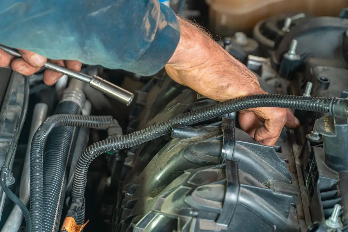 Inspeção de componentes do motor